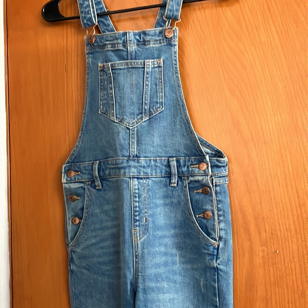 Old Navy Denim Overalls Jeans Size 4- Distressed, Adjustable - Picture 2 of 5